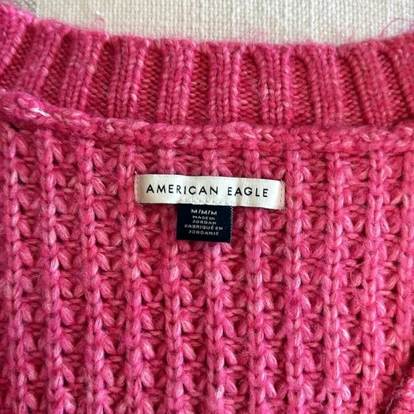 American Eagle V-Neck sweater - Picture 2 of 4